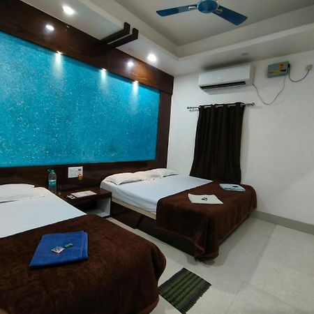 Hotel Bobby House 450M From Beach & 1 Km From Temple Puri Ngoại thất bức ảnh